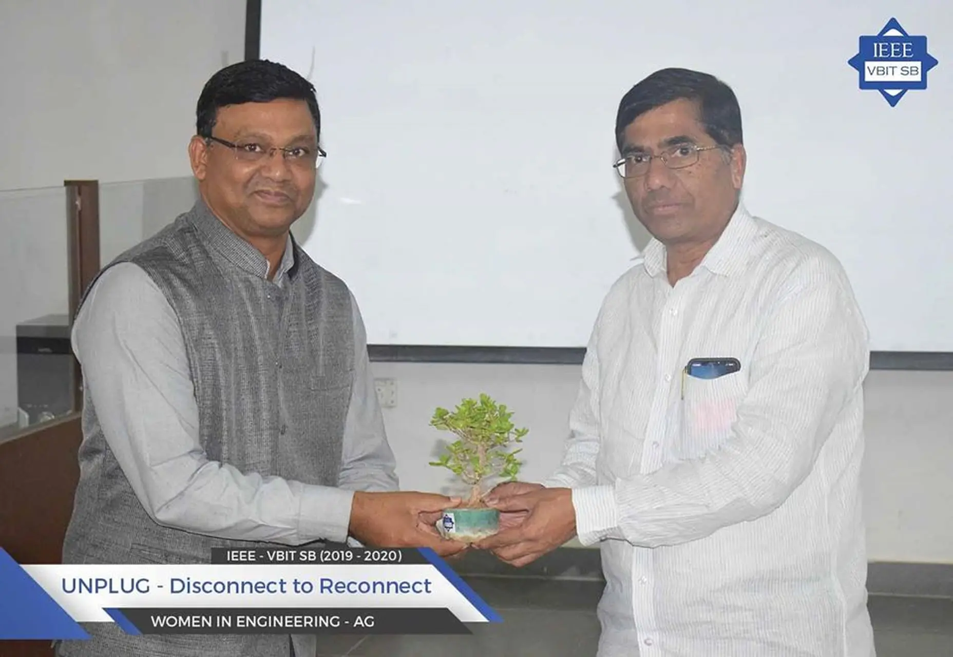 Unplug - Disconnect to Reconnect image 5